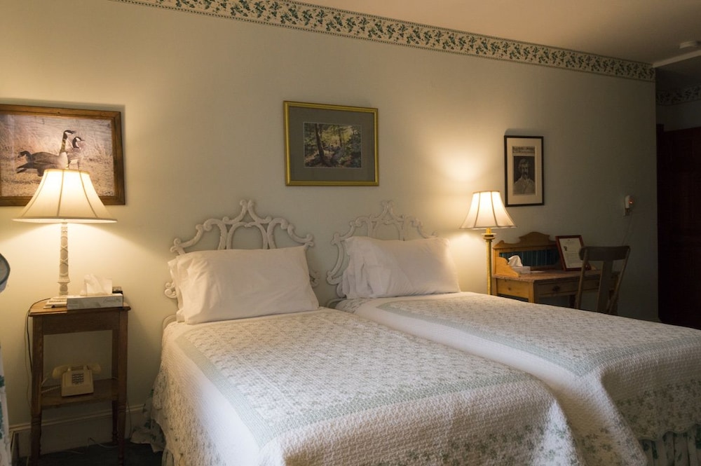 The Washington Irving Inn - photo 7