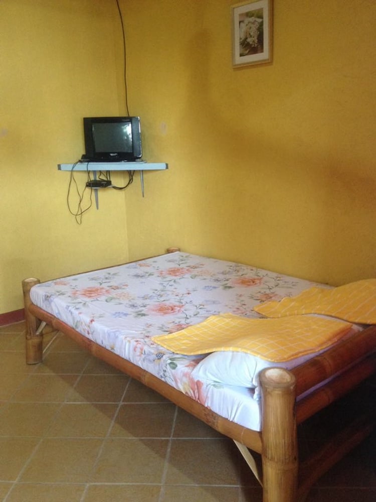 Our Place Guesthouse — Samboan — photo 5