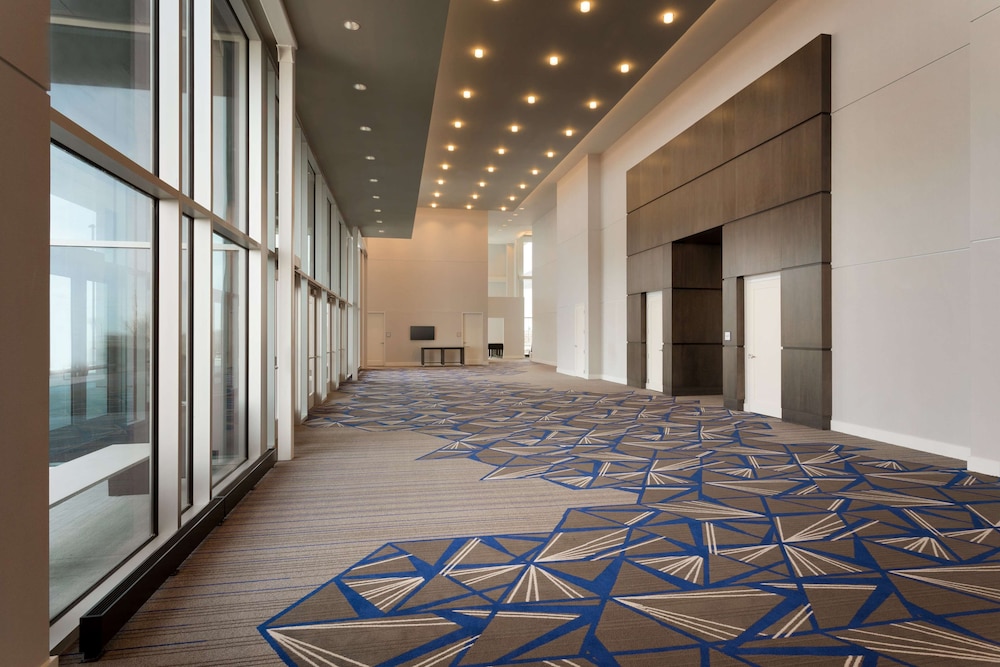 Embassy Suites by Hilton Kansas City Olathe - photo 42