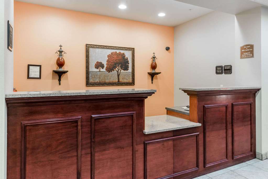 Super 8 by Wyndham Rolla - photo 2