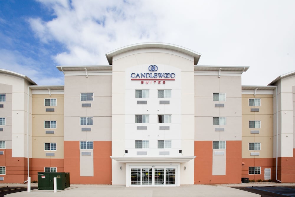 Candlewood Suites Minot by IHG - photo 47