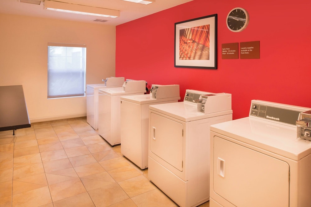 TownePlace Suites Thousand Oaks Ventura County - photo 22