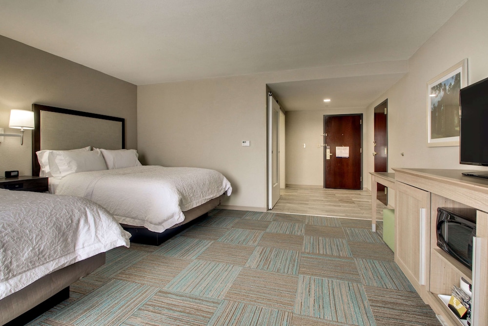 Hampton Inn Yemassee Point South - photo 20