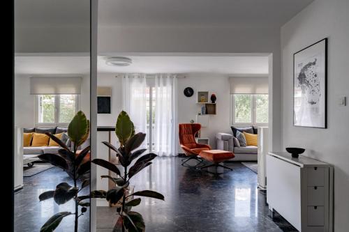 The Black Marble Sea View 2BR 2BA in Paleo Faliro — 4-Star Luxury Hotel in Athens, Greece