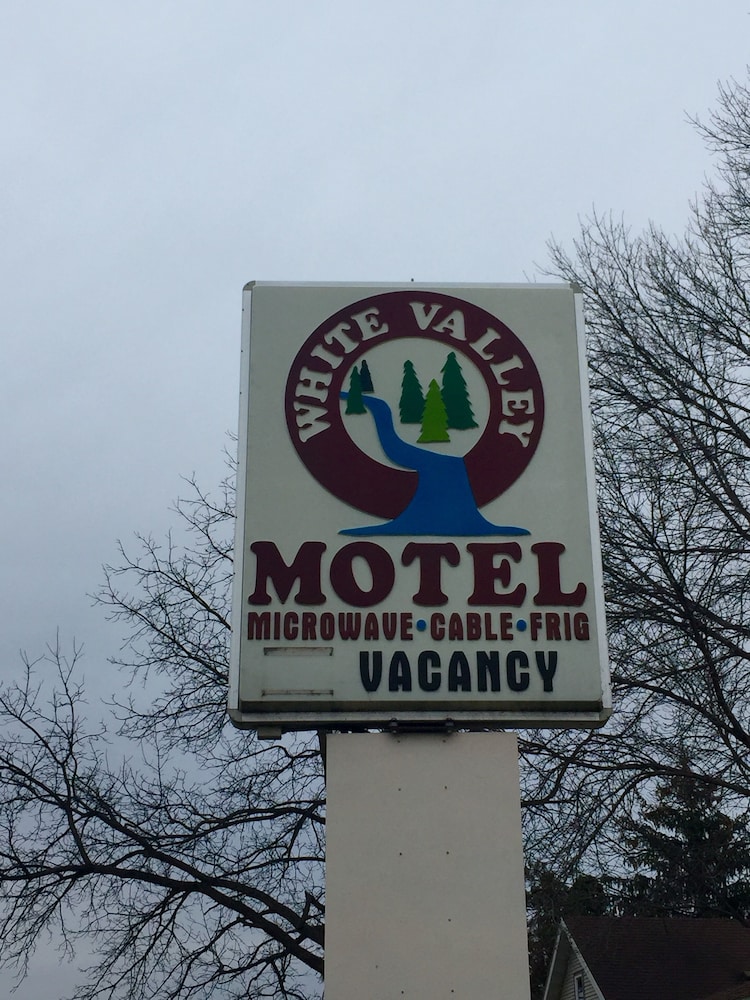 White Valley Motel — hotel in Saint Charles