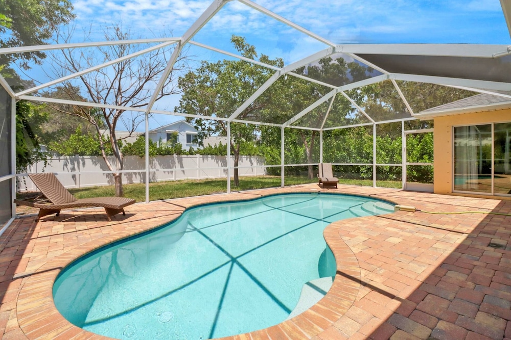 4222 Springs Ln in Bonita Springs, United States