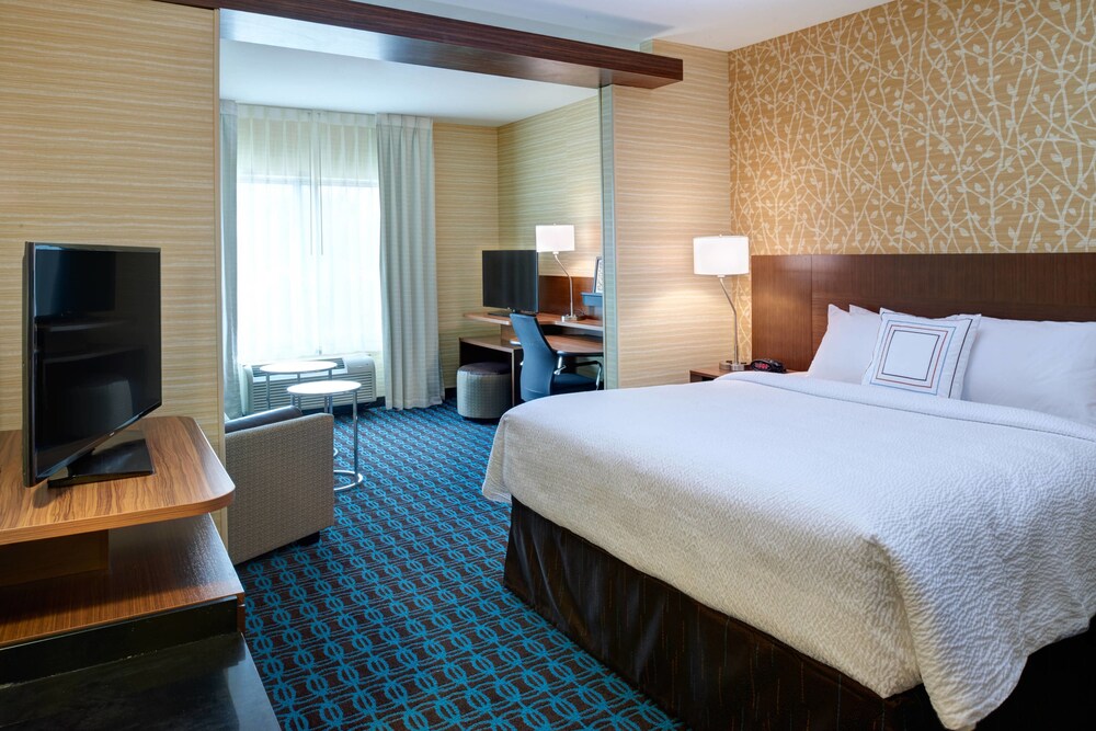 Fairfield Inn & Suites by Marriott Detroit Troy - photo 14
