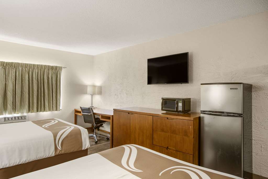 Rodeway Inn & Suites Grand Rapids Southeast - photo 15