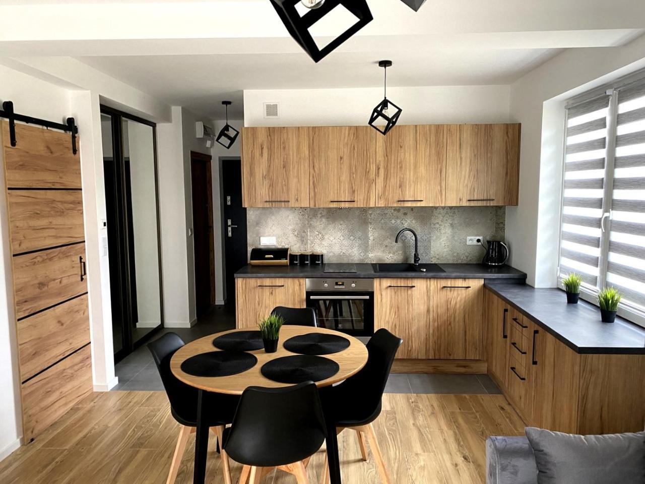Raba Resort Domki I Apartamenty Pod Krakowem — hotel in Gdow