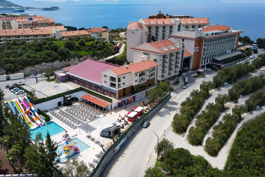 Ramada Hotel & Suites by Wyndham Kusadasi — hotel in Kusadasi