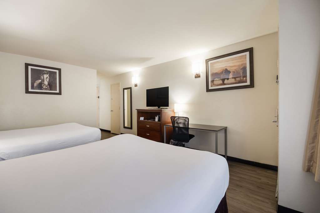 Comancheria Hotel & Convention Center - photo 32