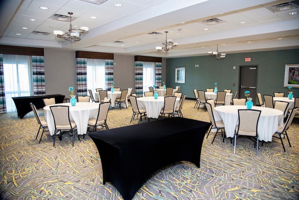 Holiday Inn Hotel & Suites Savannah Airport Pooler - photo 50