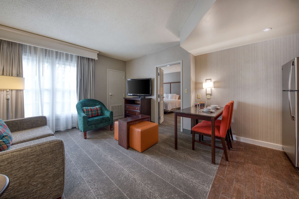 Homewood Suites by Hilton Olmsted Village - photo 32