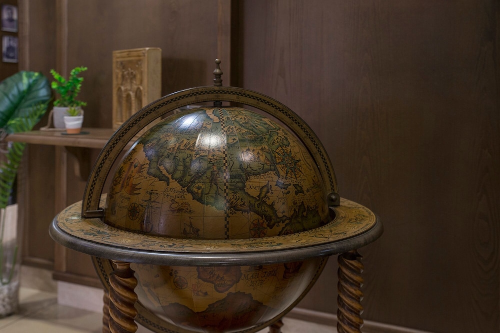 Qualys Hotel Bastia Les Voyageurs in Bastia, France