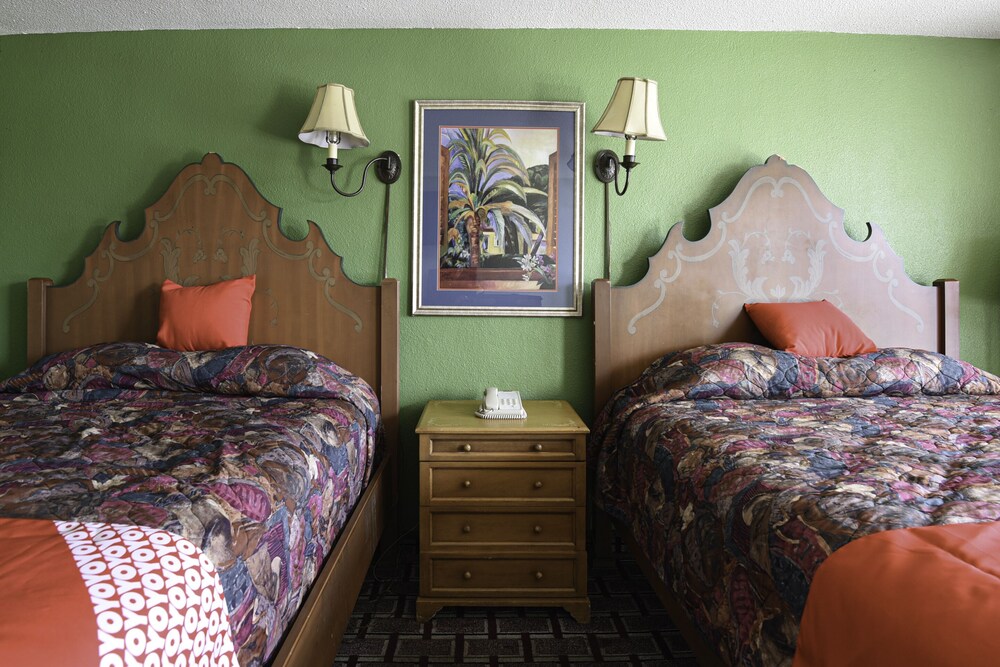 Hotel Valdosta GA I 75 & St Augustine Rd - photo 9
