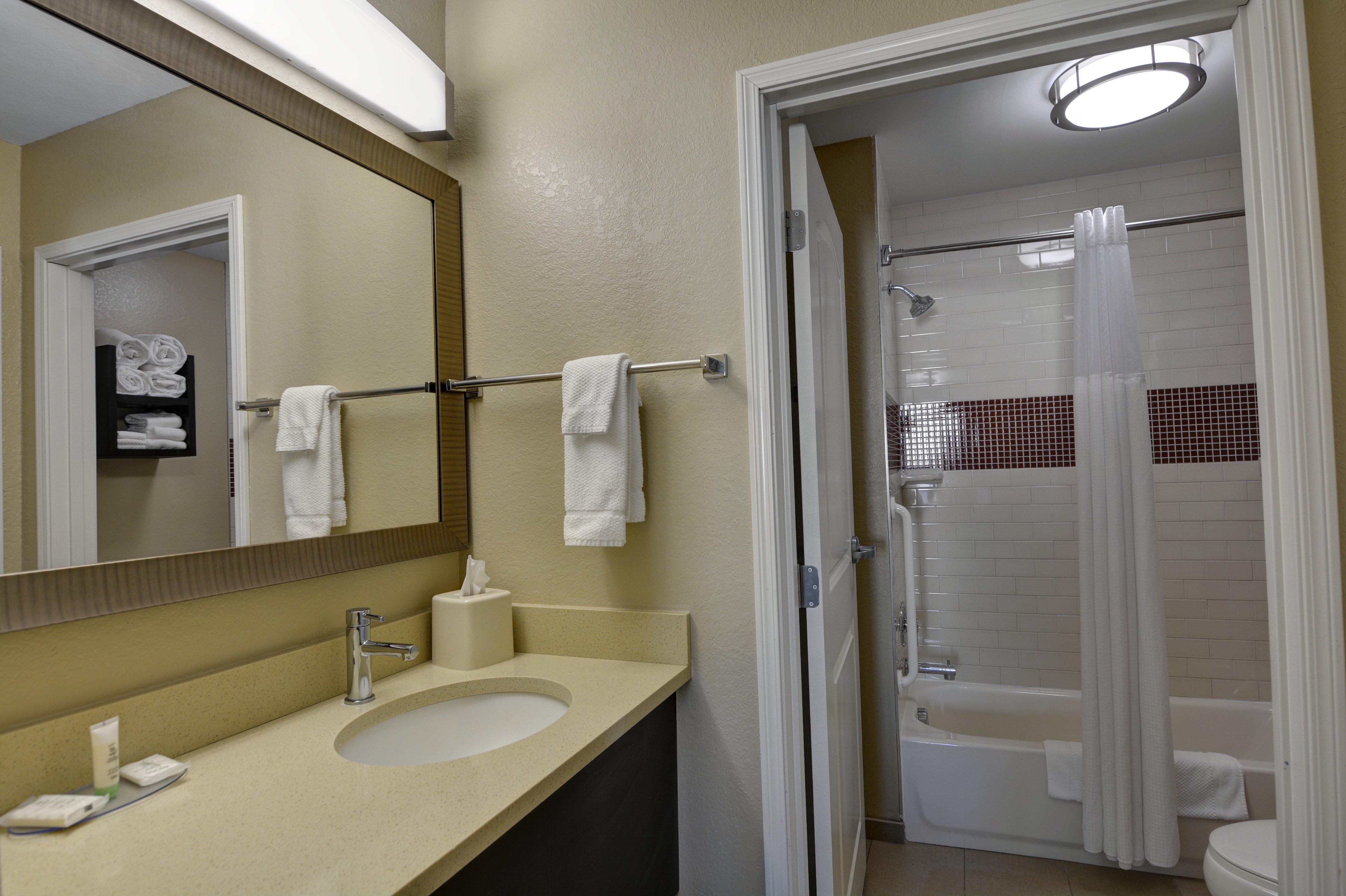 Staybridge Suites Lakeland West - photo 41