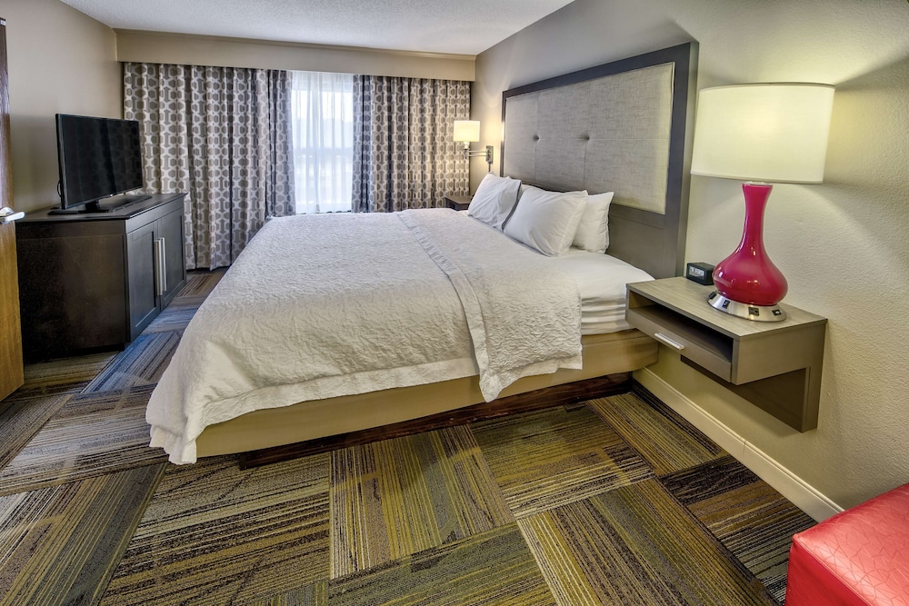 Hampton Inn & Suites Memphis Wolfchase Galleria - photo 16