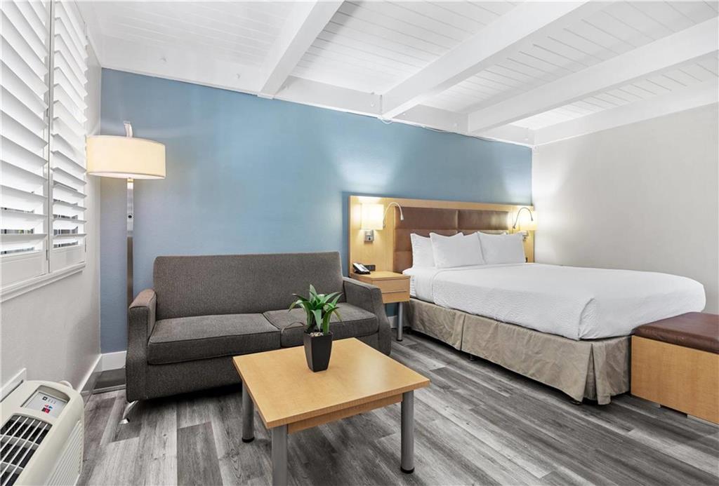 Prodigy Hotel a Days Inn by Wyndham - photo 18