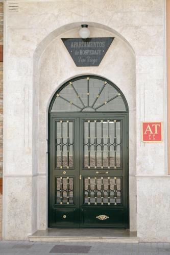Apartamentos Turisticos de Hospedaje Don Diego — 4-Star Luxury Hotel in Tomelloso, Spain