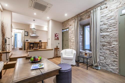 1897 Heritage house 5mins Pythagorio sea airport — 4-Star Luxury Hotel in Samos, Greece