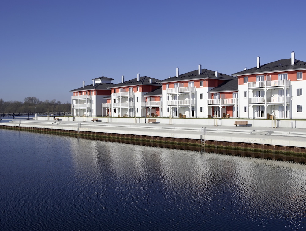 Dorfhotel Boltenhagen — 4-Star Luxury Hotel in Ostseebad Boltenhagen, Germany
