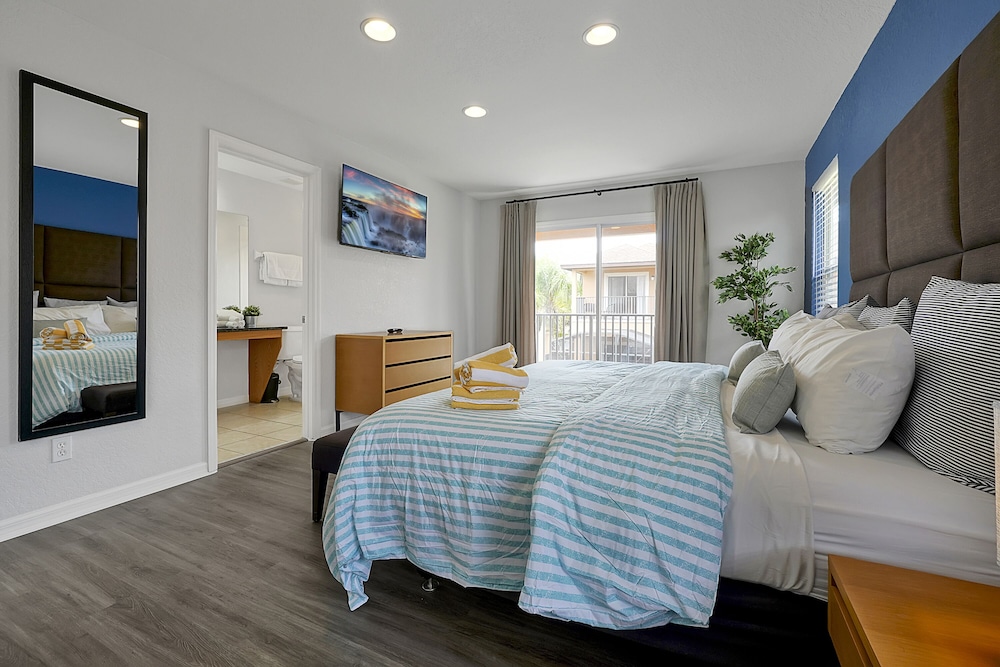 Regal Oaks Resort Vacation Townhomes by IDILIQ - photo 9