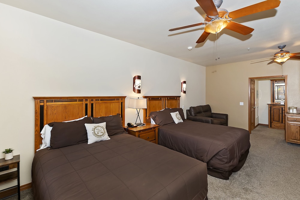 Robinhood Resort - photo 9