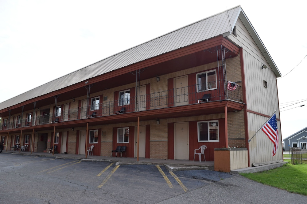 Mid City Motel - photo 13