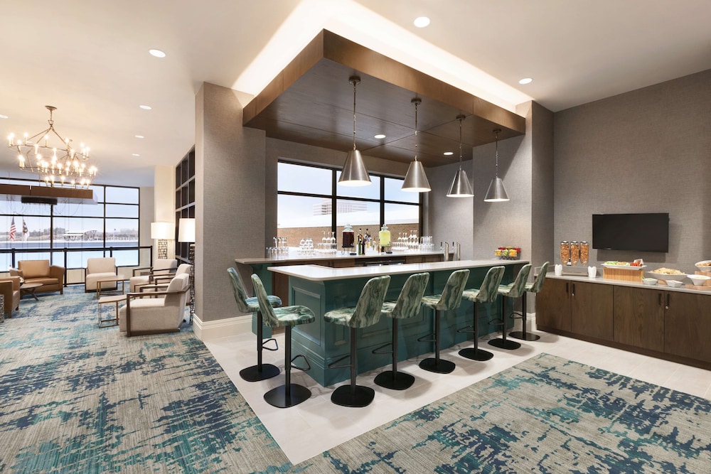 Embassy Suites by Hilton Wilmington Riverfront - photo 32