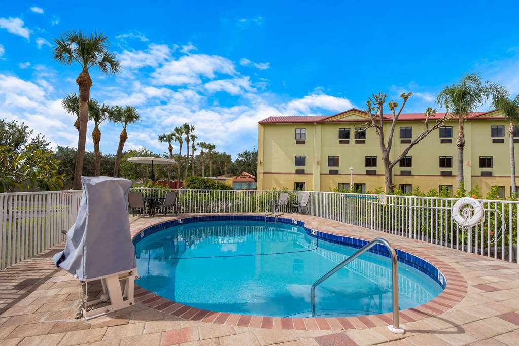 Quality Inn Near Serenoa Golf Club - photo 35
