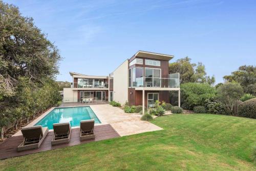 The Ultimate Sands Retreat Pool Beach & Golf in Torquay, Australia