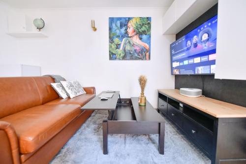 Paris La Villette Charming 2 rooms apartment — 5-Star Luxury Hotel in Paris, France