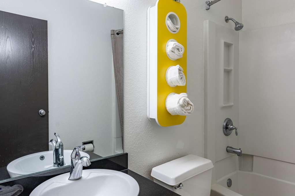 The Reserve Inn - photo 19