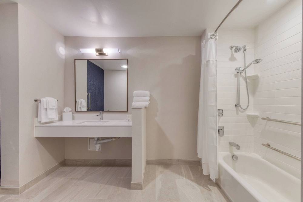 Fairfield Inn & Suites by Marriott Charlotte Belmont - photo 28