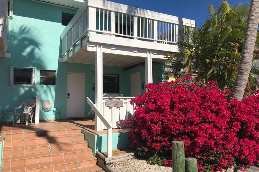 Licensed Mgr Modern Oceanfront Condo Beautiful Ocean Views Beach Resort 2 King Beds - photo 4