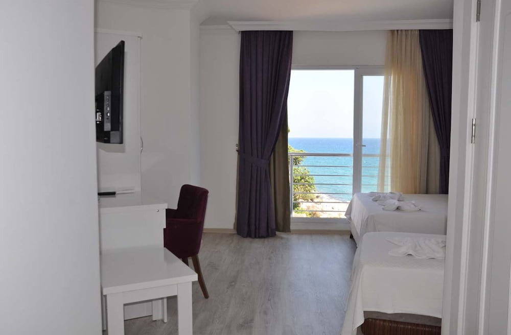 Tepe Beach Hotel — Erdemli — photo 5