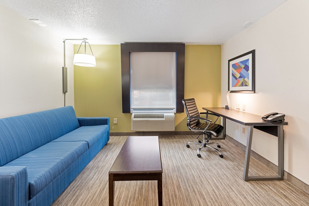 Holiday Inn Express Columbus Downtown by IHG - photo 4