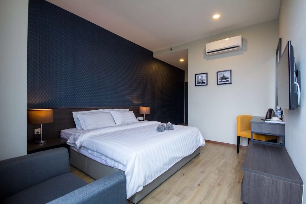 Omg Hotel — hotel in Simpang Empat