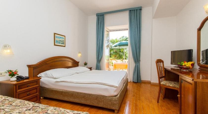 Hotel Marko — hotel in Portoroz