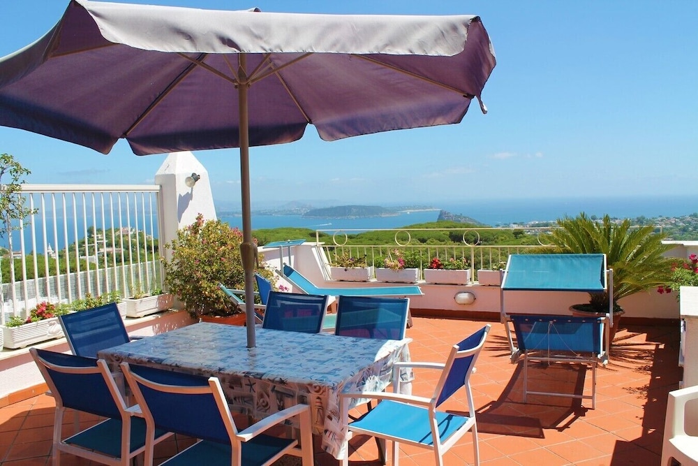 Villa La Favola Suite Ischia Terrace With View — 4-Star Luxury Hotel in Barano D'ischia, Italy