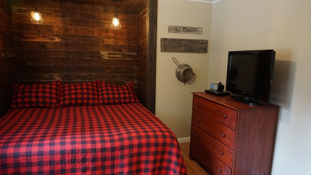Shaver Lake Village Hotel - photo 40