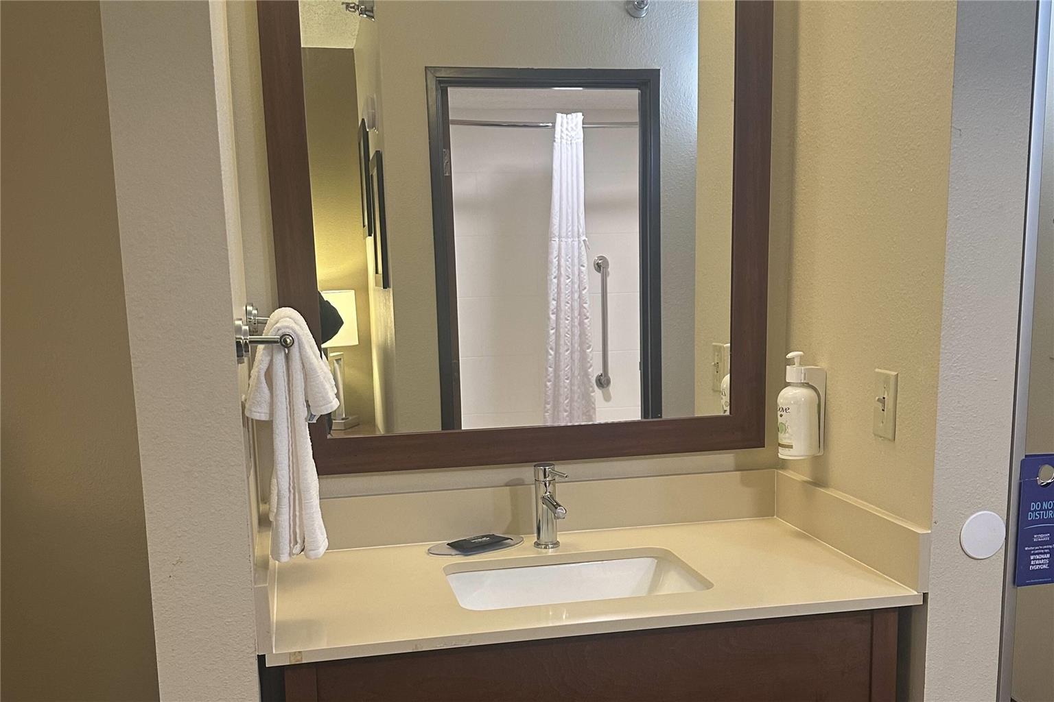 Wingate by Wyndham Pittsburgh West Mifflin - photo 18