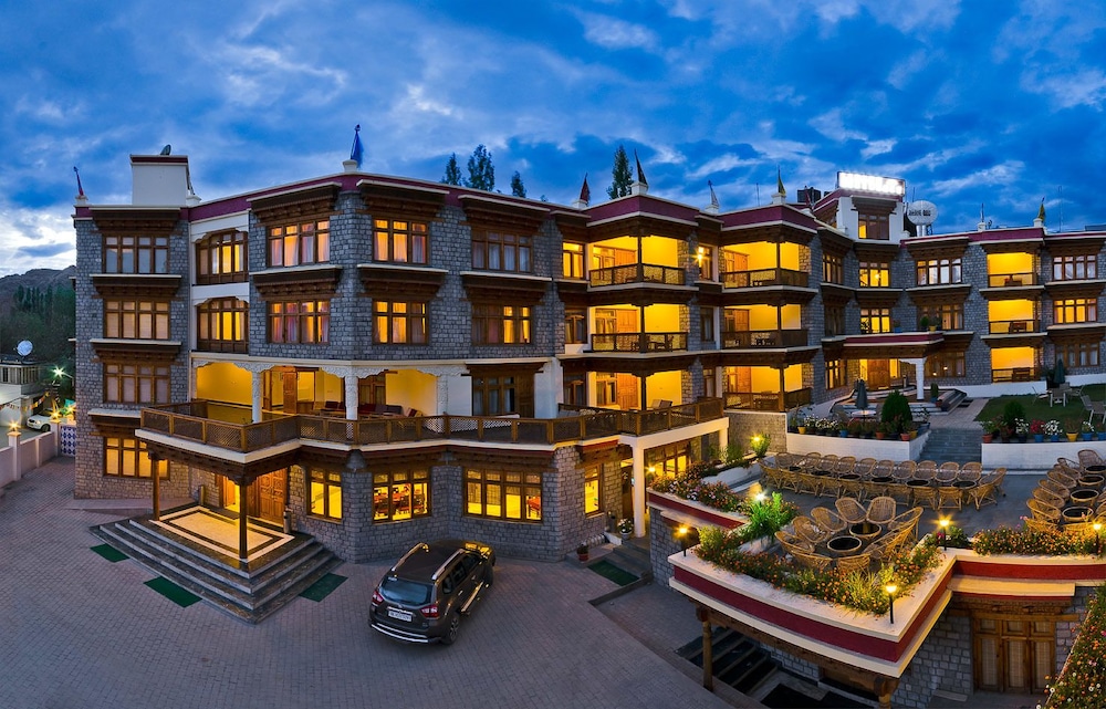 Hotel Ladakh Residency