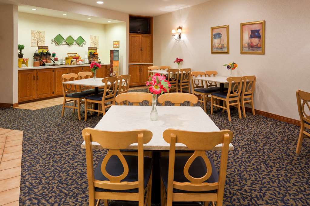 Crossings By Grandstay Inn And Suites - photo 10