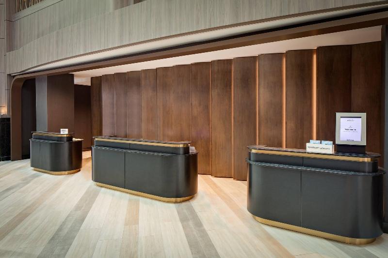 Cincinnati Marriott at RiverCenter - photo 13
