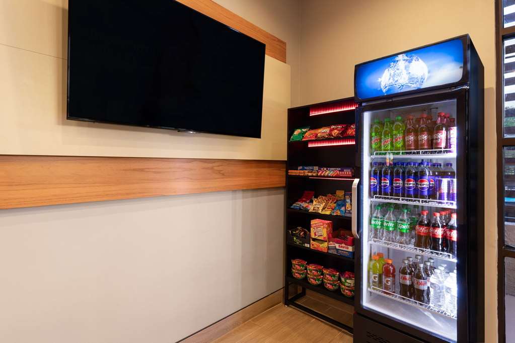 Ramada by Wyndham Bainbridge - photo 30