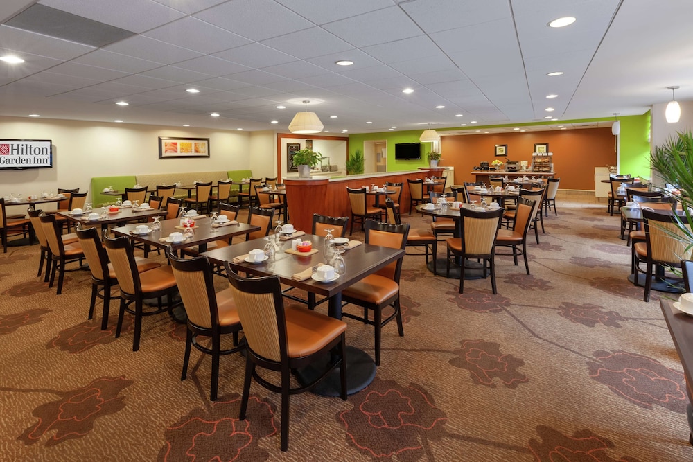 Hilton Garden Inn Pittsburgh University Place - photo 20