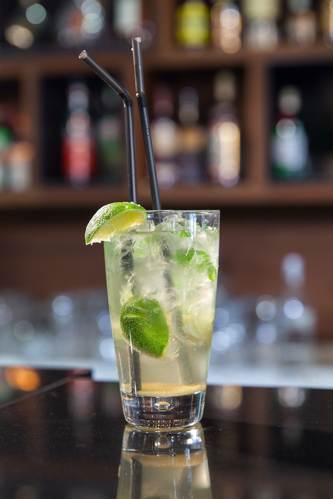 מזון ומשקאות