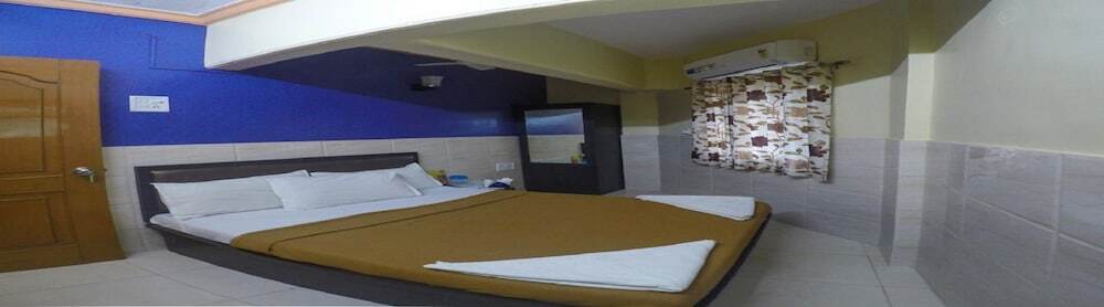 Room Maangta 222 Andheri
