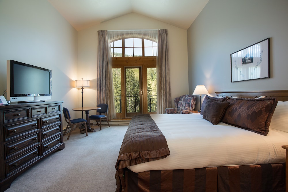 The Inn at Solitude - photo 7